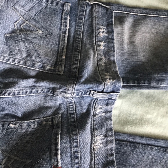 Jeans - Picture 7 of 9